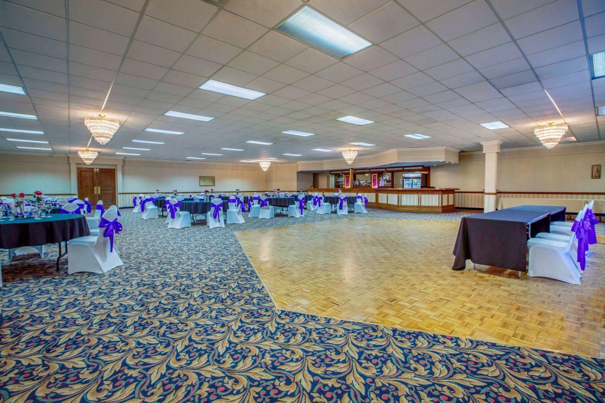 Days Inn By Wyndham Sudbury & Conference Centre Luaran gambar