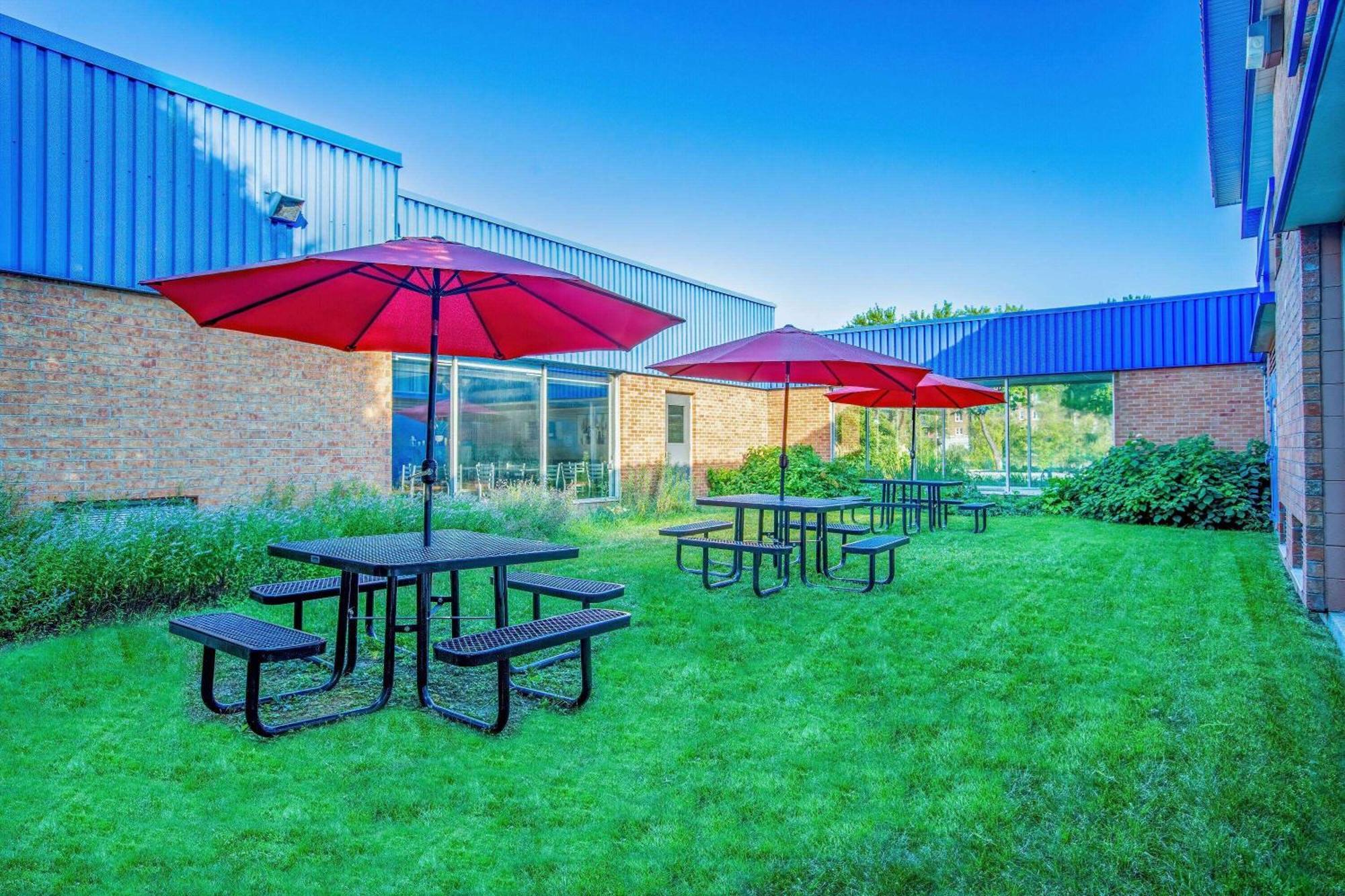 Days Inn By Wyndham Sudbury & Conference Centre Luaran gambar