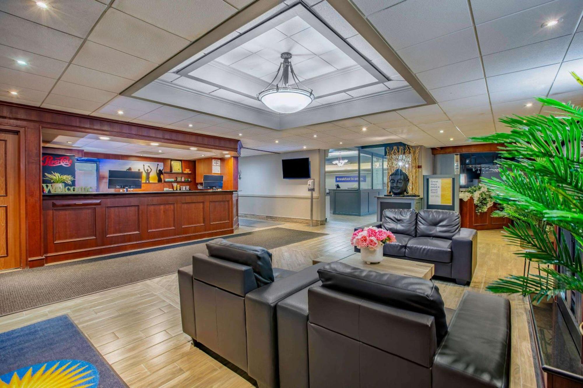 Days Inn By Wyndham Sudbury & Conference Centre Luaran gambar